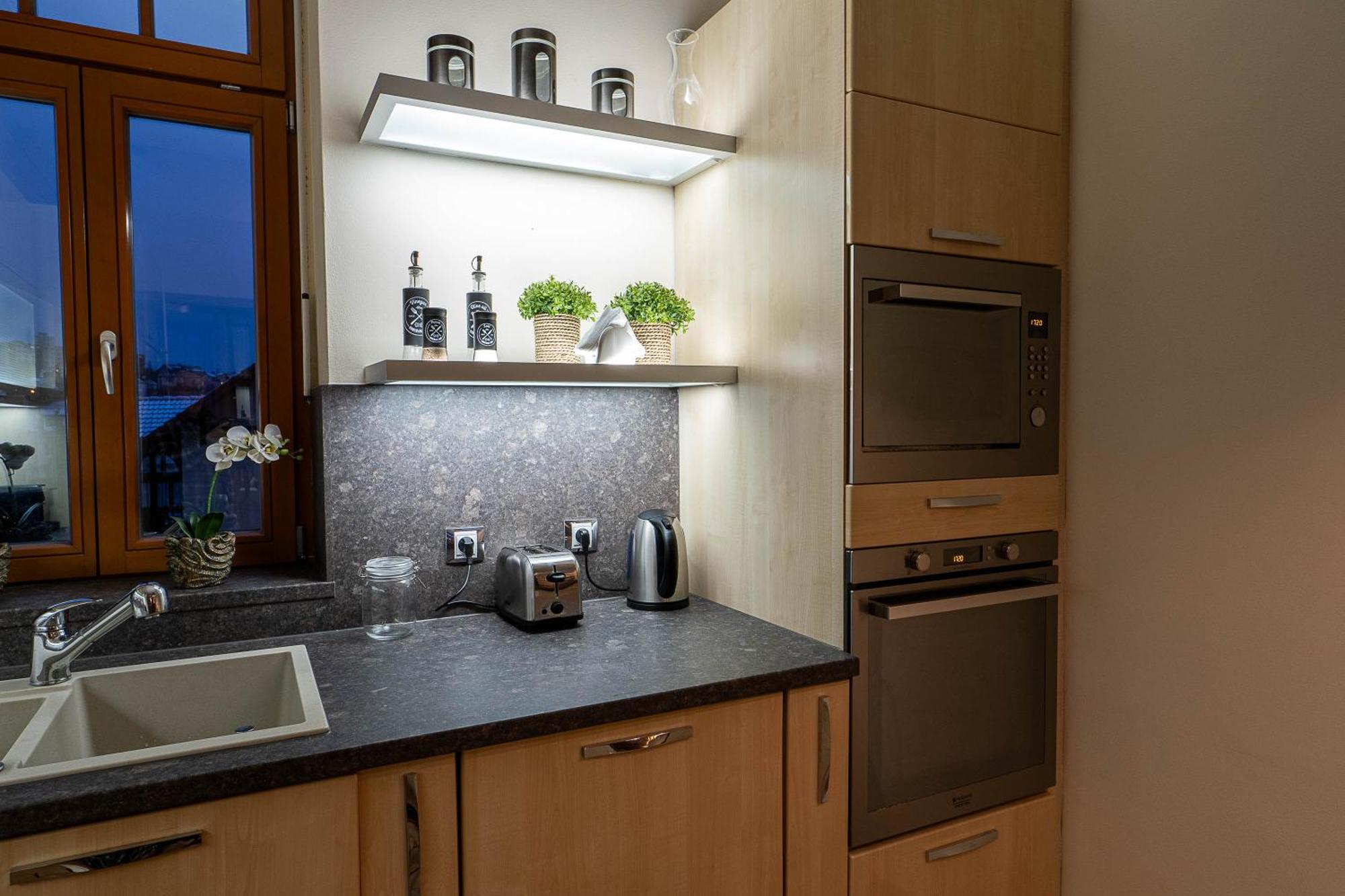 Ústí nad Labem Executive 2-Bdrm Central Suite מראה חיצוני תמונה
